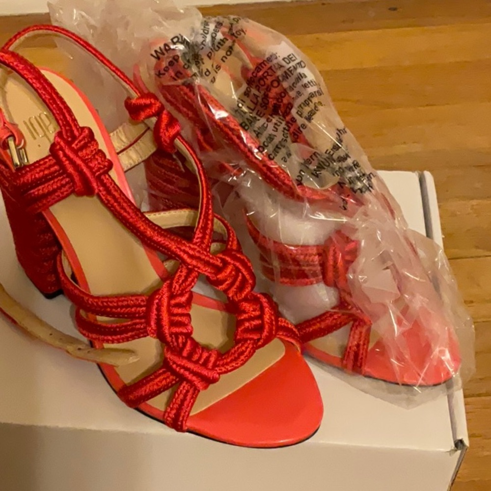Cabi Tiptoe Knotted Rope Strappy Heeled Sandals Hibiscus Red Size 7M